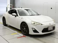 Toyota 86 лот № 30613 оценка 3  с аукциона в Японии 4