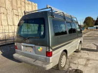 Mazda BONGO VAN лот № 92014 оценка 3.5  с аукциона в Японии 4