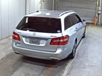 Mercedes-Benz E CLASS WAGON лот № 1307 оценка 3.5  с аукциона в Японии 4