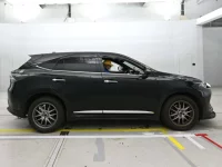 Toyota HARRIER лот № 30636 оценка 3  с аукциона в Японии 2