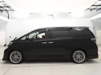 Toyota VELLFIRE лот № 30639 оценка 4  с аукциона в Японии 3