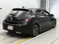 Toyota COROLLA SPORT лот № 30645 оценка 4.5  с аукциона в Японии 1