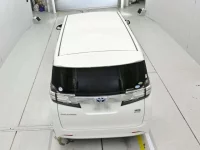 Toyota VELLFIRE лот № 30649 оценка 4  с аукциона в Японии 7
