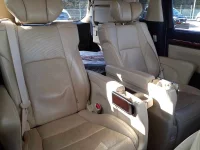 Toyota VELLFIRE лот № 30649 оценка 4  с аукциона в Японии 10