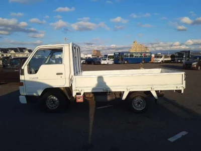 Toyota HIACE TRUCK