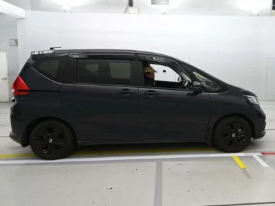 Honda FREED  с аукциона в Японии