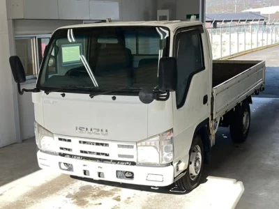Isuzu ELF  с аукциона в Японии
