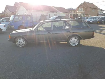 Mercedes-Benz E CLASS WAGON