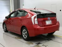 Toyota PRIUS лот № 30675 оценка R  с аукциона в Японии 5