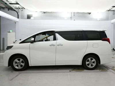 Toyota ALPHARD  с аукциона в Японии