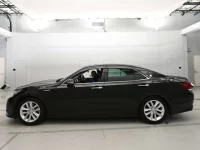 Toyota CROWN лот № 30698 оценка 3.5  с аукциона в Японии 3
