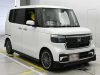 Honda N BOX лот № 107 оценка 4  с аукциона в Японии 4
