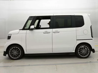 Honda N BOX  с аукциона в Японии
