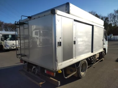 Mitsubishi CANTER  с аукциона в Японии