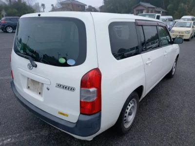 Toyota SUCCEED