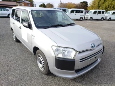 Toyota SUCCEED  с аукциона в Японии