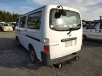 Nissan CARAVAN VAN лот № 23070 оценка 3  с аукциона в Японии 4