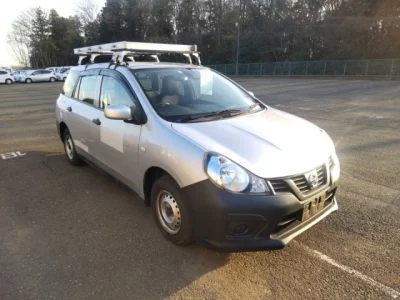 Nissan AD  с аукциона в Японии