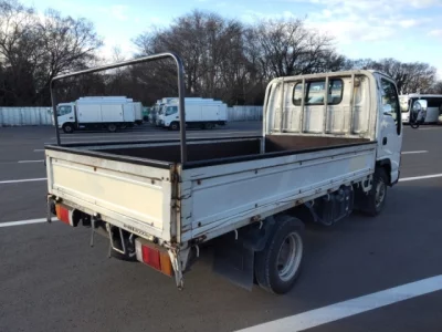 Nissan ATLAS  с аукциона в Японии