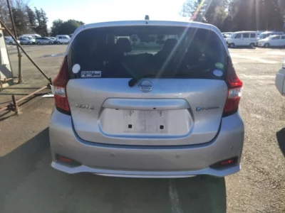 Nissan NOTE  с аукциона в Японии