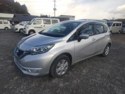 Nissan NOTE  с аукциона в Японии