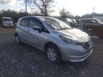 Nissan NOTE  с аукциона в Японии