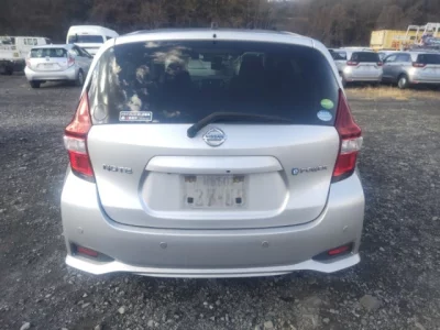 Nissan NOTE  с аукциона в Японии