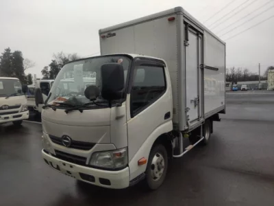 Hino DUTRO  с аукциона в Японии