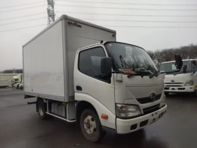 Hino DUTRO  с аукциона в Японии