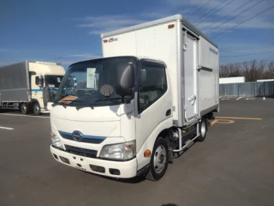 Hino DUTRO  с аукциона в Японии