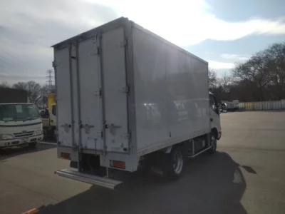 Hino DUTRO  с аукциона в Японии