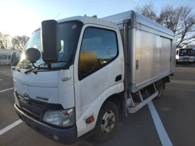 Hino DUTRO  с аукциона в Японии