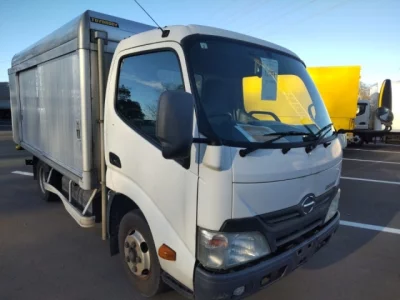 Hino DUTRO  с аукциона в Японии