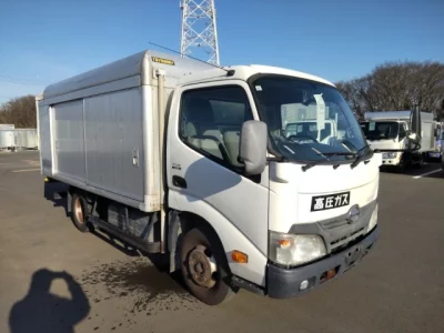 Hino DUTRO  с аукциона в Японии