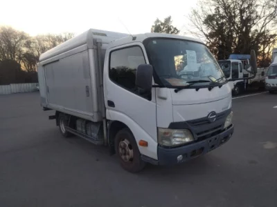 Hino DUTRO  с аукциона в Японии