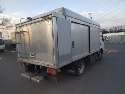 Hino DUTRO  с аукциона в Японии