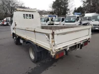 Hino DUTRO лот № 17006 оценка 3.5  с аукциона в Японии 4