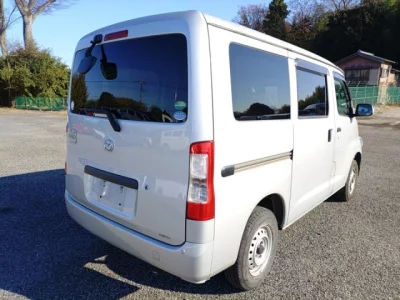 Mazda BONGO VAN