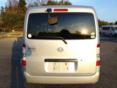 Mazda BONGO VAN  с аукциона в Японии