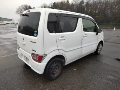 Suzuki WAGON R  с аукциона в Японии