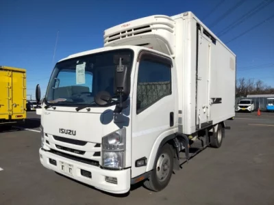 Isuzu ELF