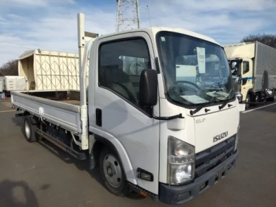 Isuzu ELF  с аукциона в Японии