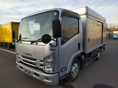 Isuzu ELF