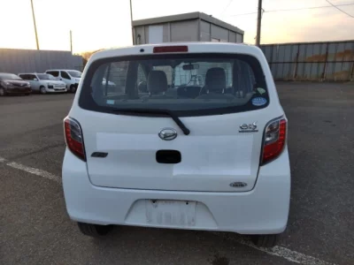 Daihatsu MIRA E S  с аукциона в Японии
