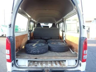 Toyota HIACE VAN  с аукциона в Японии