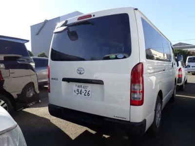 Toyota HIACE VAN
