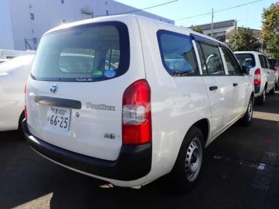 Toyota PROBOX  с аукциона в Японии