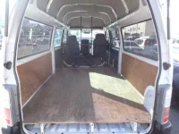 Nissan CARAVAN VAN лот № 69 оценка R  с аукциона в Японии 2