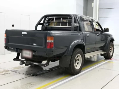Toyota HILUX  с аукциона в Японии