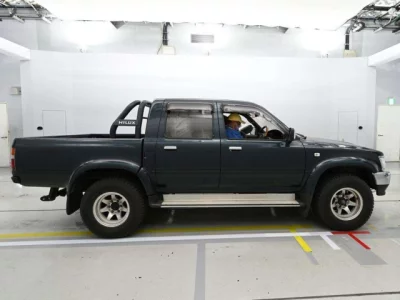 Toyota HILUX  с аукциона в Японии